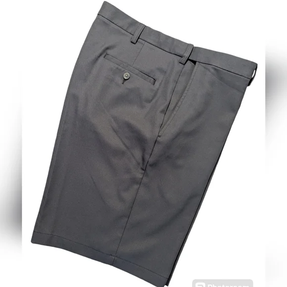 Haggar COOL 18 PRO FLAT FRONT Gray Comfort Waist Golf Sports 9" Shorts Size 38 - Picture 3 of 5